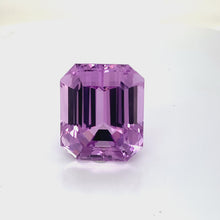 Load and play video in Gallery viewer, Kunzite - 43.06cts/ Octagon