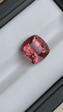 Load and play video in Gallery viewer, Bi color tourmaline - 6.78cts/ Cushion
