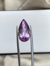 Load image into Gallery viewer, Kunzite - 12.79Cts/ Pear